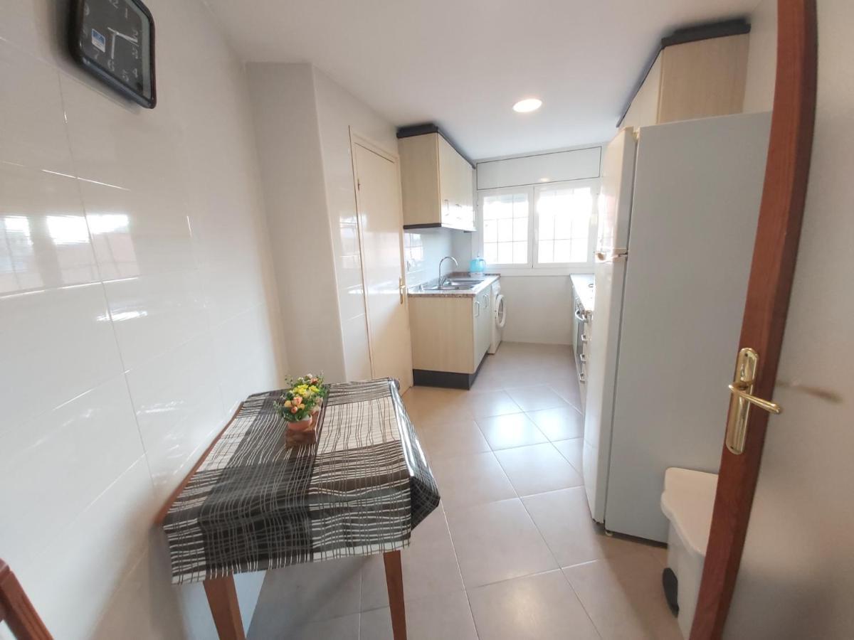Diana Apartamento Con Terraza Muy Cerca Del Mar Pineda de Mar Buitenkant foto